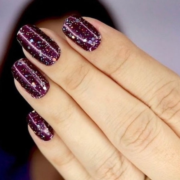 *Retired* Color Street: Bordeaux Glitz | Purple Wine Glitter Sparkle Fall Jewel - Picture 7 of 11